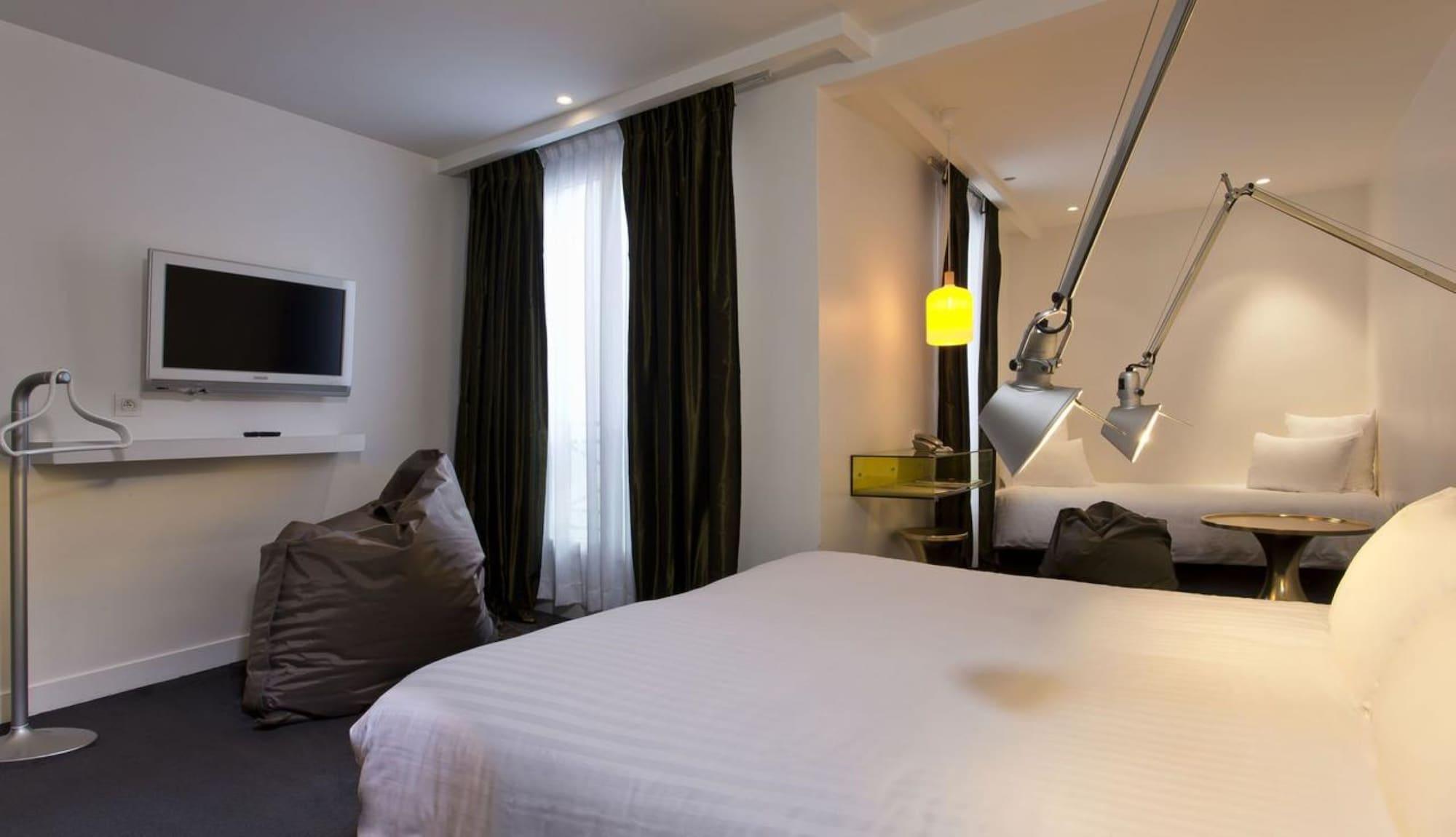 Color Design Hotel Párizs Kültér fotó