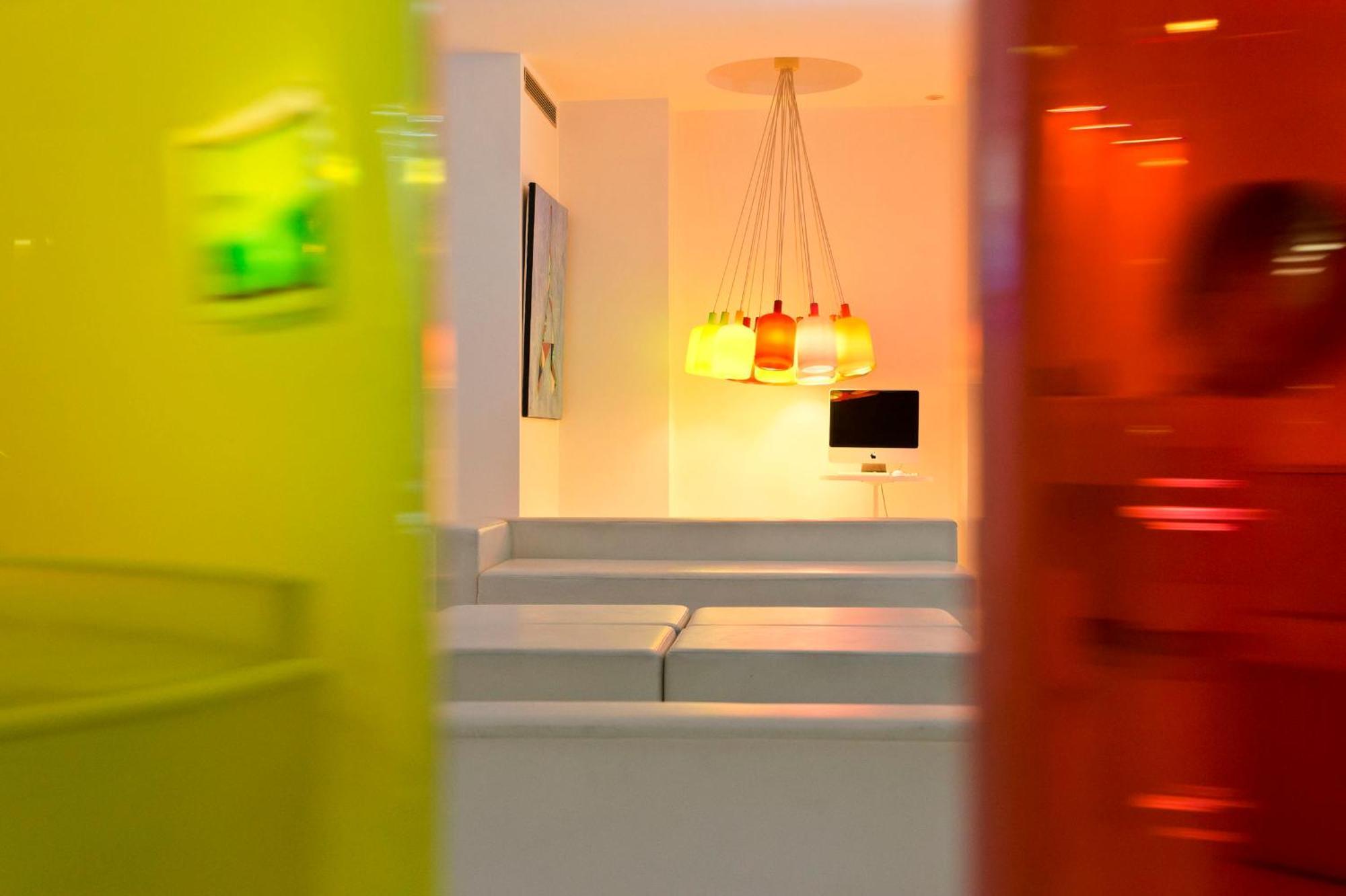 Color Design Hotel Párizs Kültér fotó